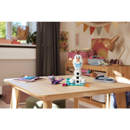 LEGO® Disney Princess 43287 Olaf a Bruni na zábavnom pikniku