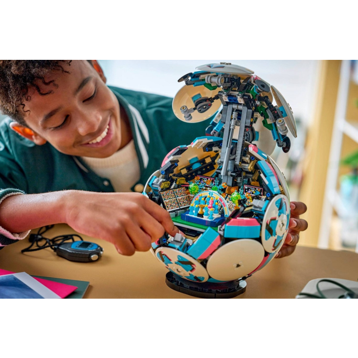 LEGO® Editions 43019 Futbalová lopta