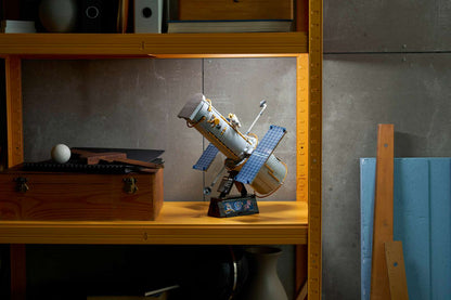 LEGO® Icons 11382 Hubblov vesmírny ďalekohľad