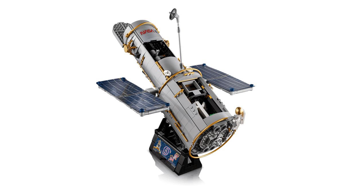 LEGO® Icons 11382 Hubblov vesmírny ďalekohľad