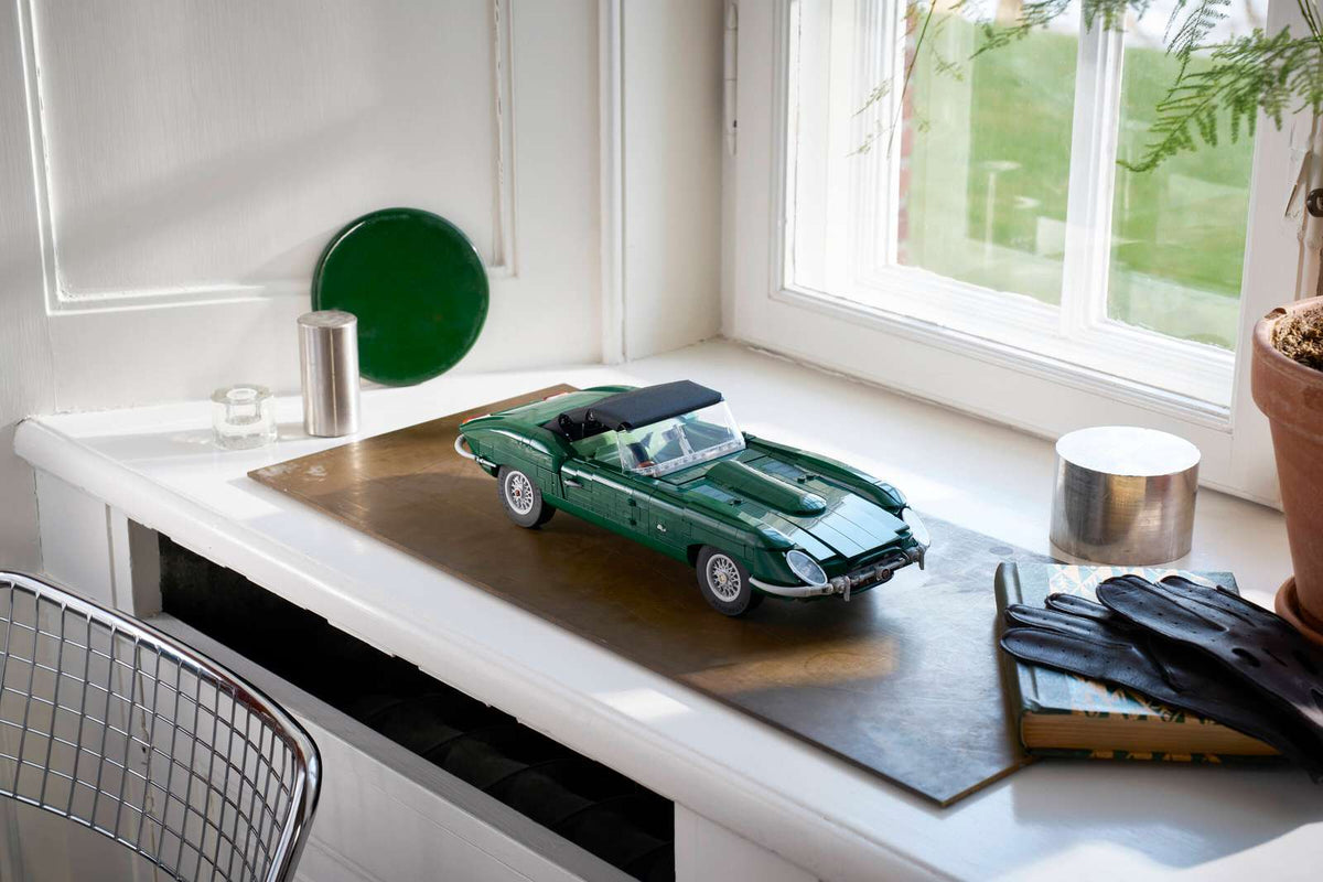 LEGO® Icons 11381 Jaguar E-Type